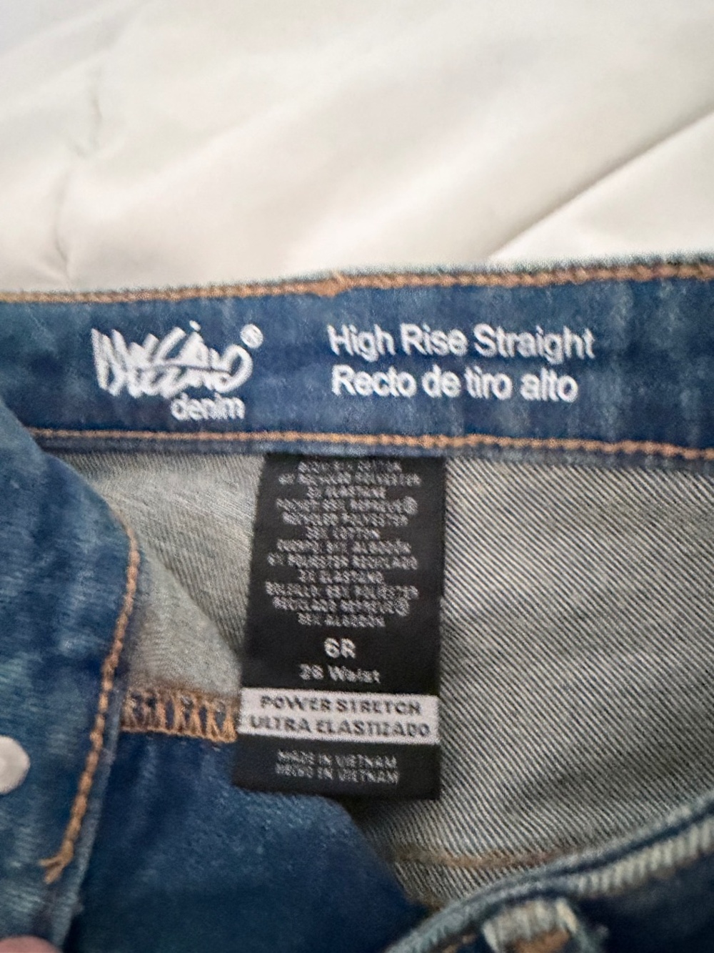 High Rise Jeans - Picture 2 of 3